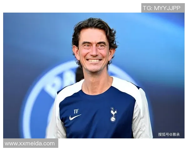 弗兰克:在门将失误后向其宣布嘘声的人,不是真实的热刺球迷 弗兰克:在门将失误后向其宣布嘘声的人,不是真实的热刺球迷